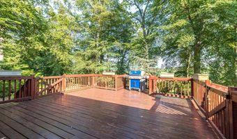1901 ACORN Ln, Abington, PA 19001