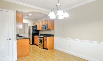 70 Turner St, Warwick, RI 02886