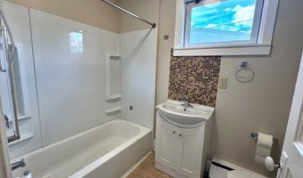 304-306 North St, Bennington, VT 05201