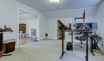 1208 N SUPERIOR St, Appleton, WI 54911