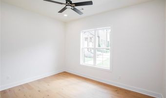 3406 Scoggins Rd, Bentonville, AR 72713