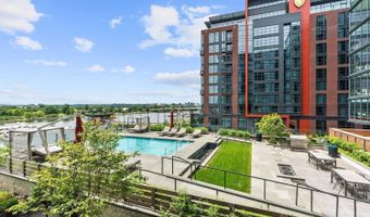 45 SUTTON Sq SW 1006, Washington, DC 20024