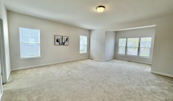 6394 S Trailwoods Dr, Ann Arbor, MI 48103