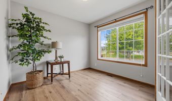1002 Poe Ave, Ames, IA 50014