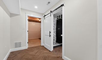 9 COLLEGE Ave, Annapolis, MD 21401
