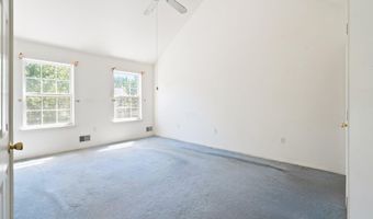 7 Willowtree Ct, Barnegat, NJ 08005