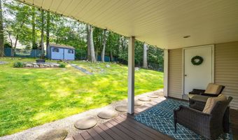 50 Dogwood Ln, Bristol, CT 06010