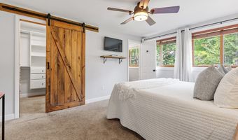 941 Doe Valley Rd, Athol, MA 01331