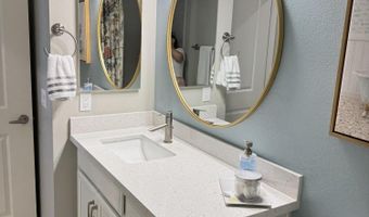 2511 W QUEEN CREEK Rd 207, Chandler, AZ 85248