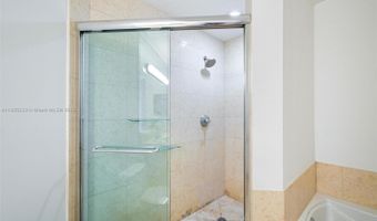 20000 E Country Club Dr TS02, Aventura, FL 33180