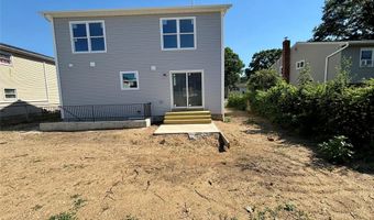 69 Offaly St, Amityville, NY 11701