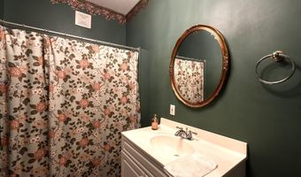 1194 Main St, Andrews, NC 28901