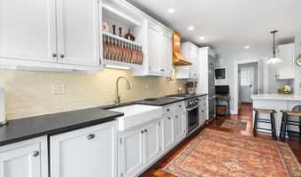 113 Ashland St, Abington, MA 02351