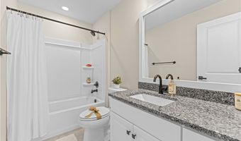 327 Crest Ln, Adams Twp., PA 16046