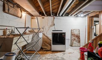 1403 Ohio Ave, Ashtabula, OH 44004