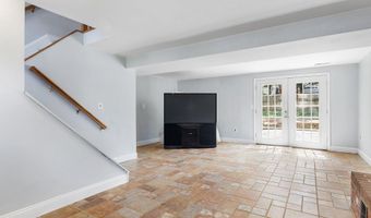 1075 SUN VALLEY Dr, Annapolis, MD 21409
