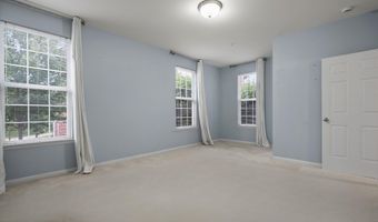 846 W Summerfield Gln Cir, Ann Arbor, MI 48103