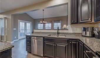 165 Lakeland Way, Aurora, OH 44202