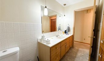 1225 Irving St, Alexandria, MN 56308