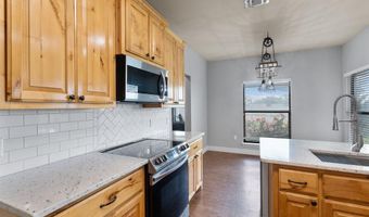 417 Magnolia St, Hico, TX 76457