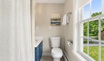 3 Penni Ln, Andover, MA 01810