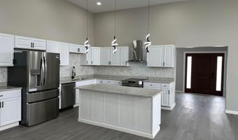 8885 Peters Rd, Ashley, OH 43003