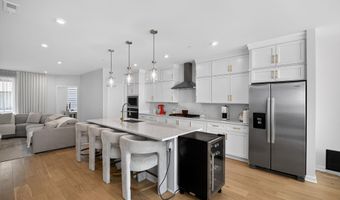 43498 MADISON SPRINGS Ter, Ashburn, VA 20148