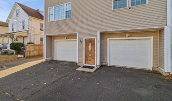 10 Griffing Ave APT C, Danbury, CT 06810