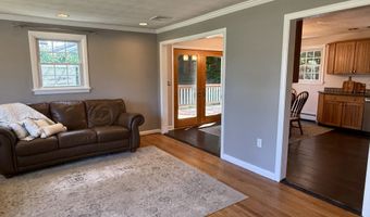 3 Woodview Dr, Brookfield, CT 06804