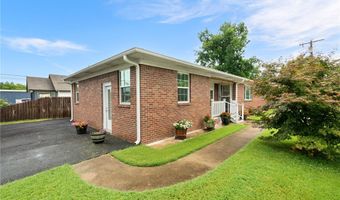624 Locke St, Alma, AR 72921