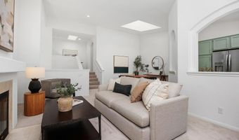 3649 Azure Cir, Carlsbad, CA 92008