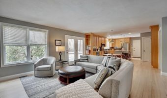 155 Middle Rd, Brentwood, NH 03833