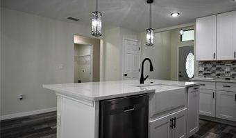 508 BENNETT St, Auburndale, FL 33823
