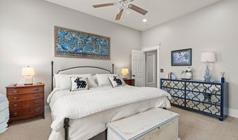 14 Assembly Row B, Beaufort, SC 29906