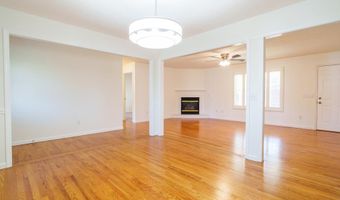 372 Brookside Dr, Algood, TN 38506