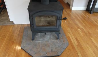 20 Water St, Boscawen, NH 03303