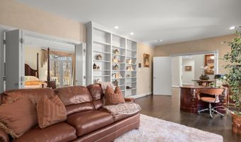 1 LAKE POTOMAC Ct, Potomac, MD 20854