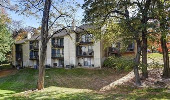 141 Eastwick Ct, Aberdeen, NJ 07747