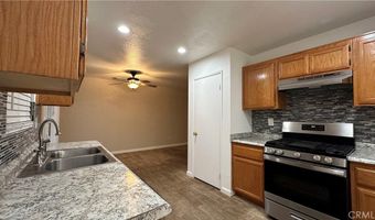 10575 Plainfield St, Adelanto, CA 92301