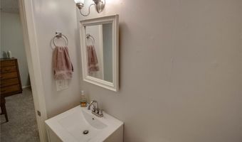1822 Muny Vista Ct A, Alton, IL 62002
