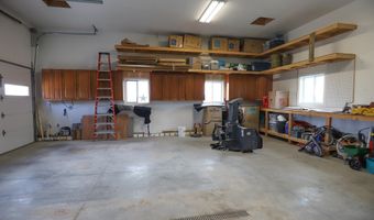 15 Helen Ln, Banner, WY 82832