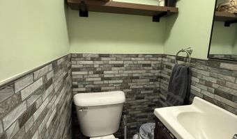 1420 Collinstown Rd, Appleton, ME 04862