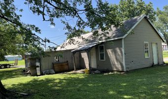 201 E 2nd St, Appleton City, MO 64724