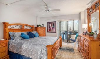 2800 COVE CAY Dr 4F, Clearwater, FL 33760