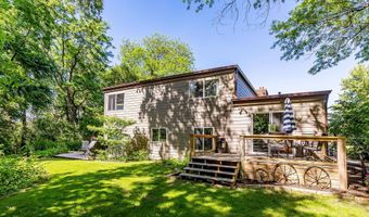 19541 515th Ave, Ames, IA 50014