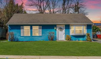 22 Longboat Ave, Barnegat, NJ 08005