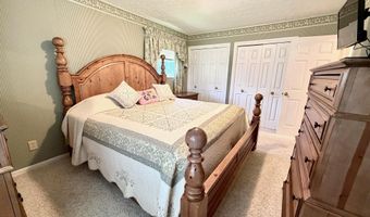 325 Forest View Dr, Bedford, IN 47421
