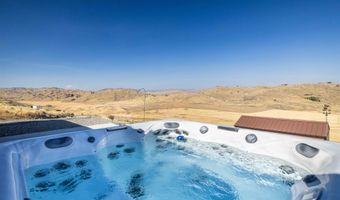 66 Sugarloaf Rd, Brewster, WA 98812