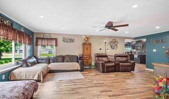 609 Old Brick Rd, Auburn, IN 46706