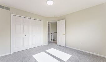 2400 Rockport Ct, Ann Arbor, MI 48103